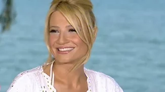 Φαίη Σκορδά | Αυτή θα είναι η ομάδα του "Πρω1νού"!