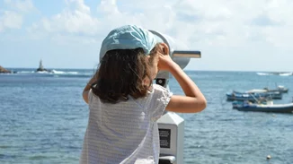 Κατασκήνωση ή χωριό – 2 ιστορίες για τον αποχωρισμό παιδιού και γονιού