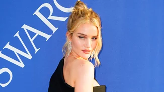 CFDA Awards: Τα beauty looks της βραδιάς που ανέβασαν τον πήχη πολύ ψηλά