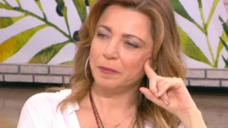 "Τί ζούμε, ρε;" | Η Δήμητρα Παπαδοπούλου και ο Θοδωρής Αθερίδης πάνω και κάτω από τη σκηνή του Άλσους στη μεγαλύτερη παραγωγή του καλοκαιριού