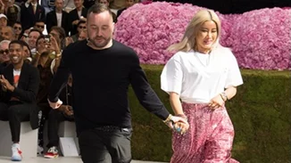 Η πρώτη συλλογή του Kim Jones για τον οίκο Dior στο Παρίσι