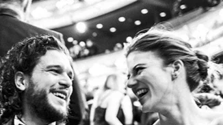Kit Harington & Rose Leslie: Οι σταρ του Game of Thrones μόλις παντρεύτηκαν