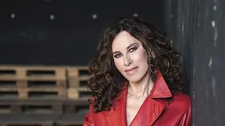 Ελευθερία Αρβανιτάκη | Διακοπές με τα παιδιά της στην Αίγινα