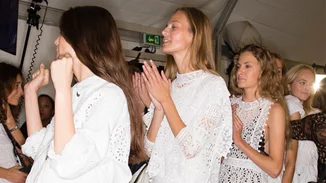 10 καλοκαιρινοί συνδυασμοί που εγκρίνει η style editor