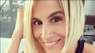 Νάντια Μπουλέ | Κάνει yoga και εντυπωσιάζει με το καλλίγραμο σώμα της