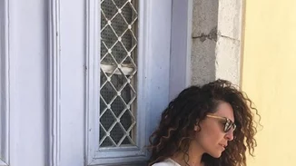 Γιάννα Τερζή | Τραγουδάει αγκαλιά με τον πατέρα της και συγκινεί!