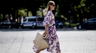 Ψάθινη τσάντα: 9 τρόποι να τη συνδυάσεις τώρα