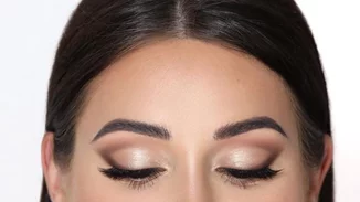 Αυτός ο beauty λογαριασμός είναι η απόλυτη εμμονή μας!