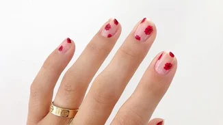 10 φορές που το Instagram του Byrdie μας πήρε το μυαλό με τα σχέδια νυχιών που δημοσιεύει