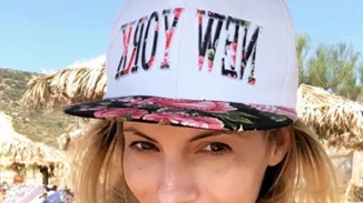 Mαρία Λουίζα Βούρου | Η καλοκαιρινή φωτογραφία με φουσκωμένη κοιλίτσα!