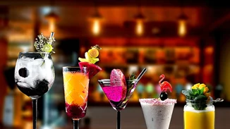 Συνδύασε τα ψώνια σου με cocktails στα Fridays Κηφισιάς