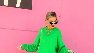 Μα τι έχουν πάθει όλες μ' αυτή τη φούστα;