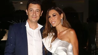 Αντώνης Σρόιτερ | Στον Λευκό τον Πύργο πήρε τα φιλιά της... Ιωάννας Μπούκη