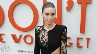 Rooney Mara | Θέλουμε το μαύρο φόρεμα που φόρεσε!