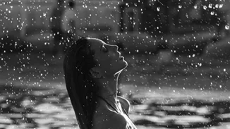 Αθηνά Οικονομάκου | Οι διακοπές στη Μύκονο και οι τρυφερές στιγμές με το γιο της