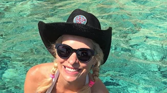 Ελένη Μενεγάκη | Επέστρεψε στα social media!