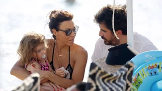 Σίσσυ Φειδά & Γιώργος Ανδρίτσος-Οικογενειακές στιγμές στη Μύκονο