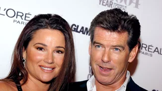 «Εδώ κοιτάζω εσένα παιδί μου» | Η ανάρτηση του Pierce Brosnan για την κόρη του που έφυγε από τη ζωή