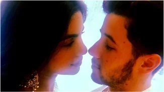 CoupleGoals | Οι φωτογραφίες της Priyanka Chopra και του Nick Jonas από τον αρραβώνα τους στην Ινδία