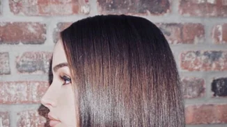 9 εύκολα styling tips και χτενίσματα για κοντά μαλλιά