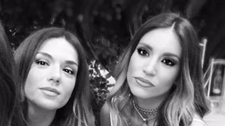 Αθηνά Οικονομάκου - Βάσω Λασκαράκη | Μαζί στη Μύκονο