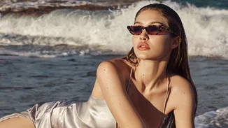 Η Gigi Hadid δείχνει να προτιμάει ένα πολύ συγκεκριμένο είδος γυαλιών ηλίου φέτος