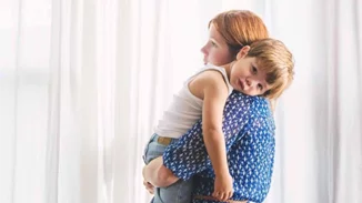 «Θέλω τη μαμά μου» – Όταν το μικρό δεν μπορεί χωρίς εσάς