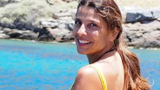 Πόπη Τσαπανίδου | Το ξεχωριστό καλοκαίρι και το μυστικό της