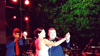 Υβόννη Μπόσνιακ - Αντώνης Ρέμος | Ο χορός του ζευγαριού ήταν πιο ρομαντικός από όσο φαντάζεσαι