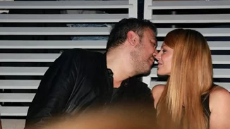 Υβόννη Μπόσνιακ και Αντώνης Ρέμος στις πιο τρυφερές στιγμές που τους έχουμε δει
