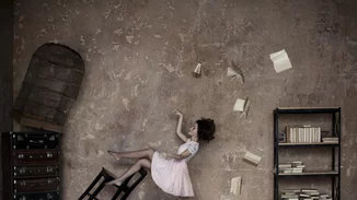 Αγαπάς τη μόδα; 9 βιβλία που κάθε fashion girl πρέπει να έχει διαβάσει!