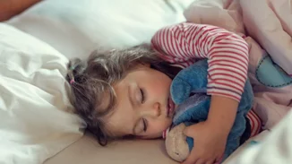 Τα προβλήματα γύρω από τον ύπνο δημιουργούνται συνήθως από τους γονείς