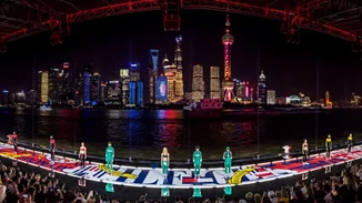 TOMMY HILFIGER | Δες όλα όσα έγιναν στο “See now, buy now” runway event στη Σανγκάη