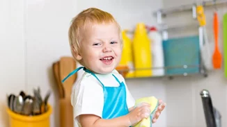 Πότε πρέπει πραγματικά να πετάξεις το σφουγγάρι των πιάτων;