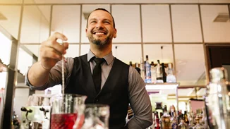 Πώς θα βρίσκεις πάντα το τέλειο μπαρ σε κάθε γωνιά του πλανήτη