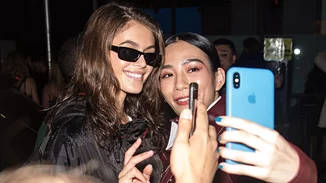 Calvin Klein Άνοιξη 2019 | Οι διάσημες αφίξεις στη front row