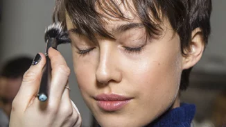 Τα καλύτερα foundations για το λιπαρό δέρμα