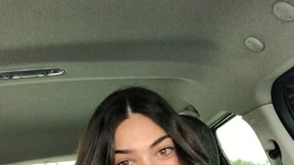 Ήβη Αδάμου | Χαλαρές στιγμές με φίλους χωρίς την κόρη της