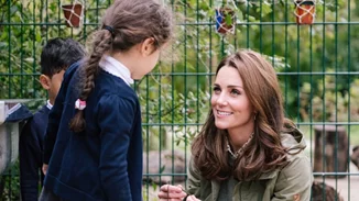 Kate Middleton | Το τρυφερό στιγμιότυπο με μικρή θαυμάστριά της