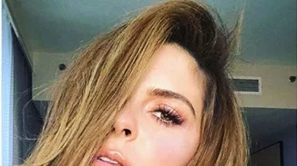 Maria Menounos: Αποχωρίστηκε το ξανθό για μια άλλη - σίγουρα πιο σέξι - απόχρωση μαλλιών
