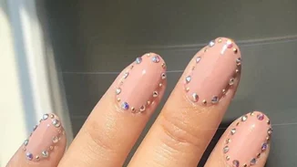 Η νέα μανία στα νύχια είναι αυτή... Και μας αρέσει πολύ!