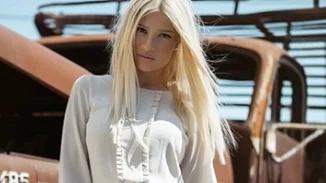 Η Φαίη Σκορδά φόρεσε πρώτη τη συλλογή που σχεδίασε η Τάμτα