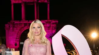 It’s #TimeToEndBreastCancer: Μία υπέροχη βραδιά με την φωταγώγηση του Ολυμπίειου και της Πύλης του Αδριανού!