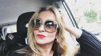 Ρούλα Ρέβη | Η δημόσια εξομολόγηση στον πατέρα της