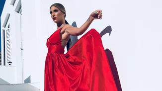 Αθηνά Οικονομάκου: Οι πρώτες εικόνες με το νυφικό