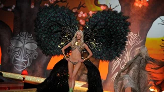 Η Karolína Kurková είναι έγκυος στο τρίτο της παιδί