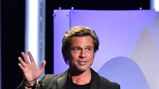 Ο Brad Pitt σε ρόλο αφηγητή στην καμπάνια του Joe Biden