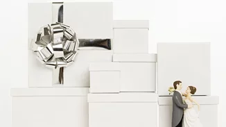 Γαμήλιο δώρο | Τι προβλέπουν οι κανόνες ευγενείας