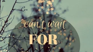 Είναι πια επίσημο | Ο χριστουγεννιάτικος στολισμός μάς κάνει πιο χαρούμενους!