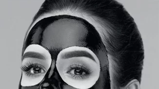 Black Carbon Peeling από τη MIA aesthetics: Το beauty μυστικό των celebrities